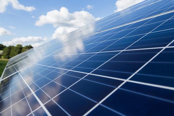 	 太阳能发电板回收